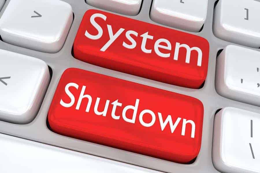 The shortest and most efficient way to a new software generation like S/4Hana is via shutdown legacy systems.[shutterstock: 481744414, hafakot]